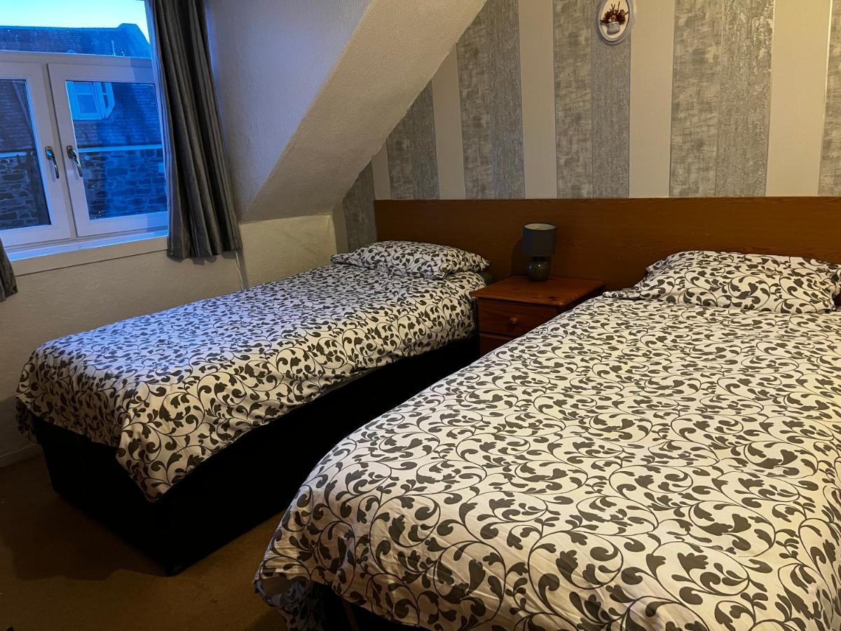 Dunarle Guesthouse โอบาน ภายนอก รูปภาพ
