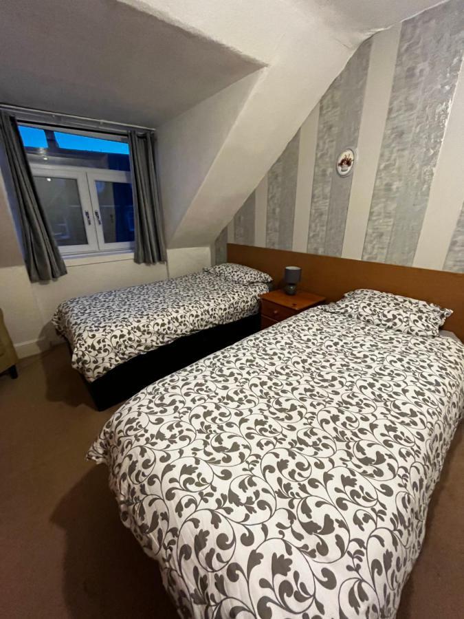 Dunarle Guesthouse โอบาน ภายนอก รูปภาพ