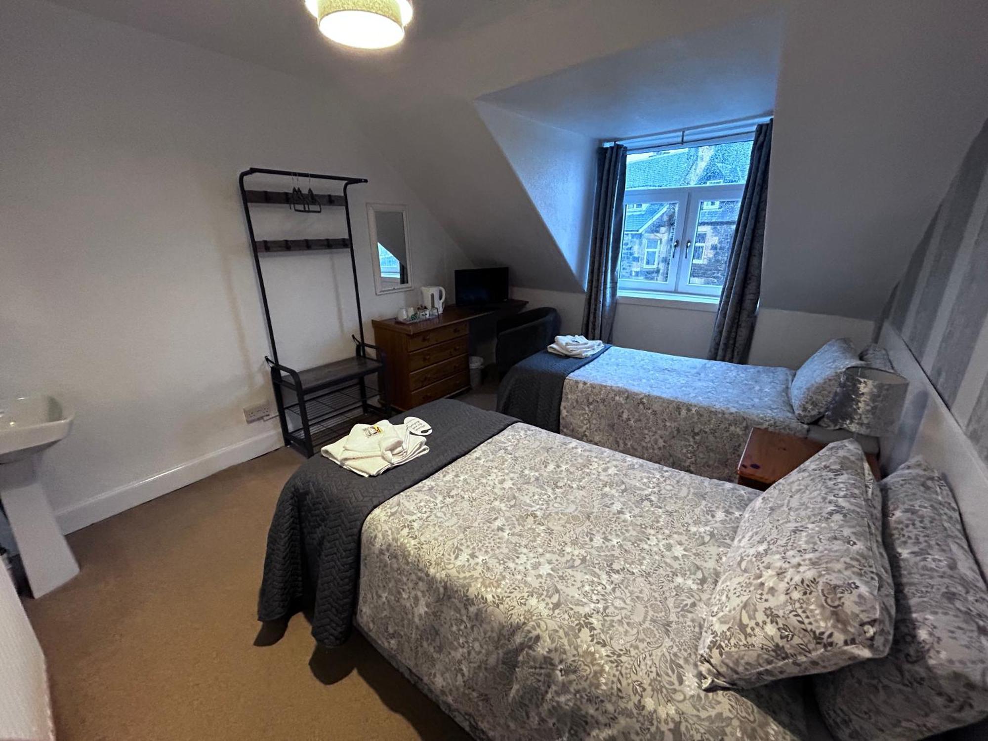 Dunarle Guesthouse โอบาน ภายนอก รูปภาพ