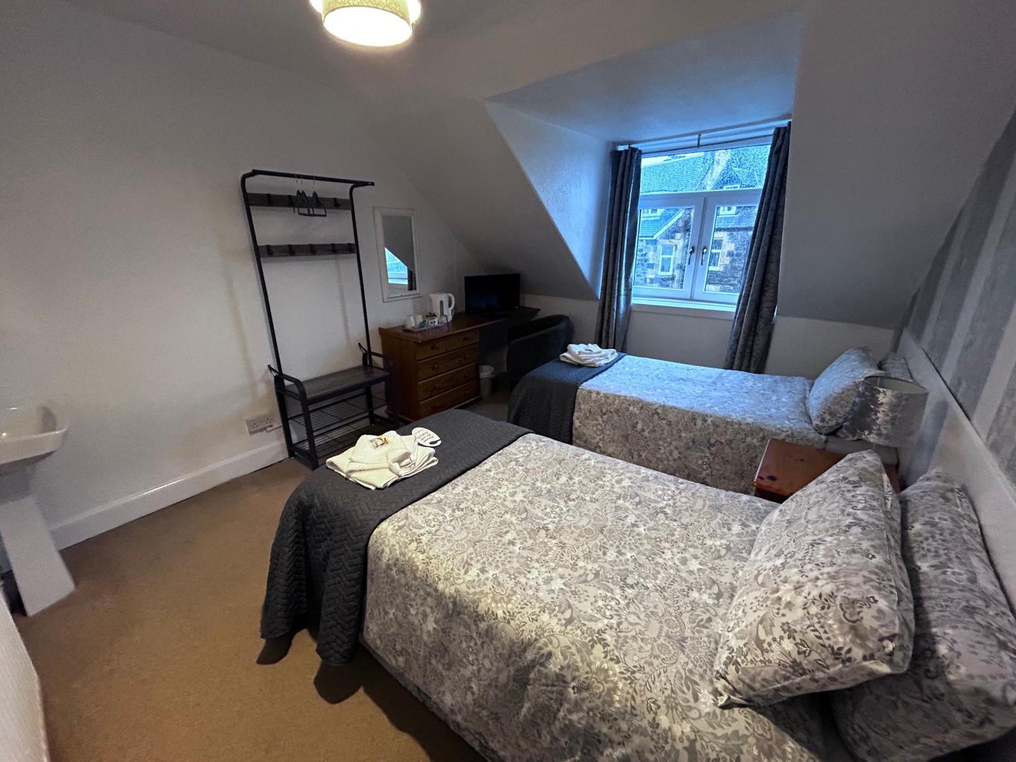Dunarle Guesthouse โอบาน ภายนอก รูปภาพ